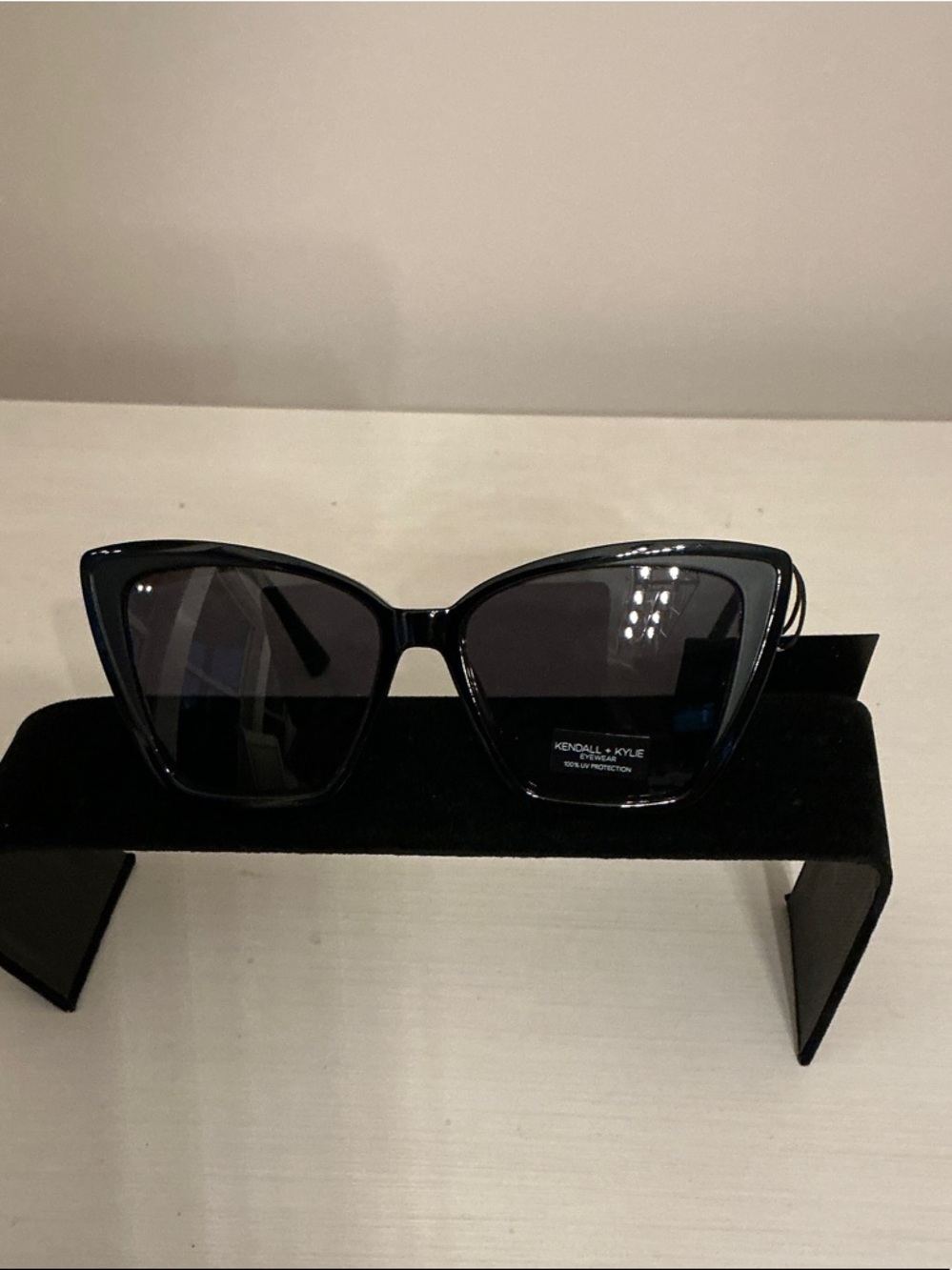 Authentic, Kendall & Kylie Glossy Black Cat-Eye Sunglasses